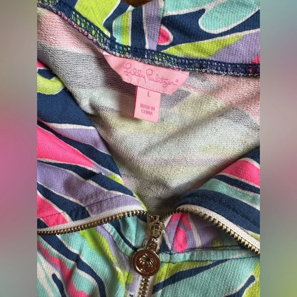 Lilly Pulitzer Angela Jacket in Indigo Sea Dreamin. - Picture 2 of 2